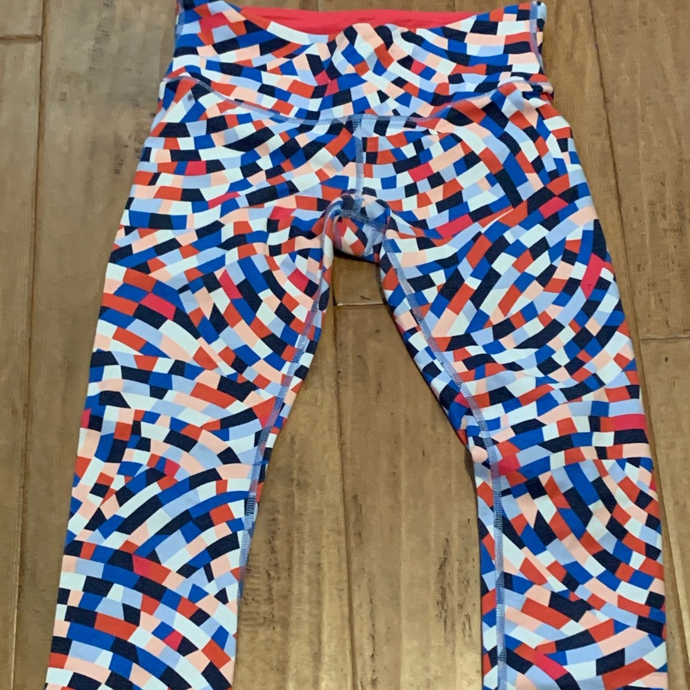 Lululemon Wunder Under Leggings - cropped